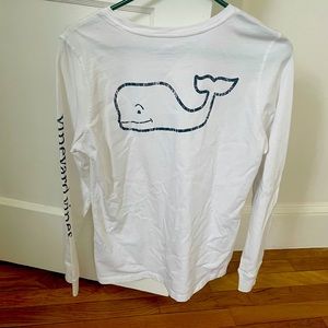 White vineyard vines long sleeve t-shirt